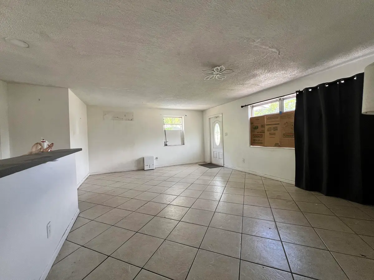 Living Room at 5671 NE 8TH Avenue, Oakland Park