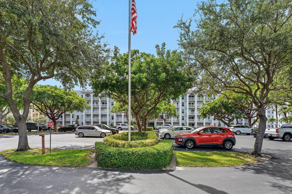 004-1111SouthOceanBoulevard-315-DelrayBe at 1111 S Ocean Boulevard 315, Boca Raton