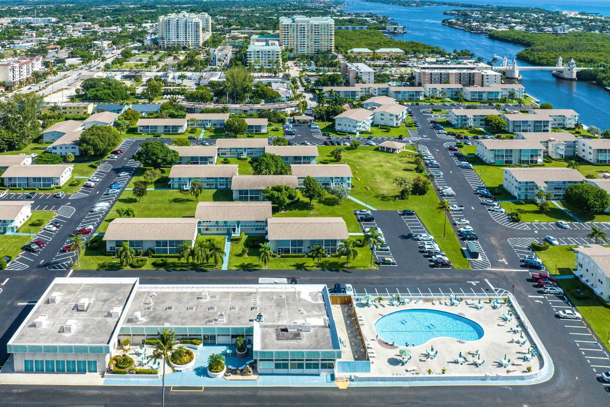 052-150HorizonsE-BoyntonBeach-SMALL at 150 Horizon Street, Boynton Beach