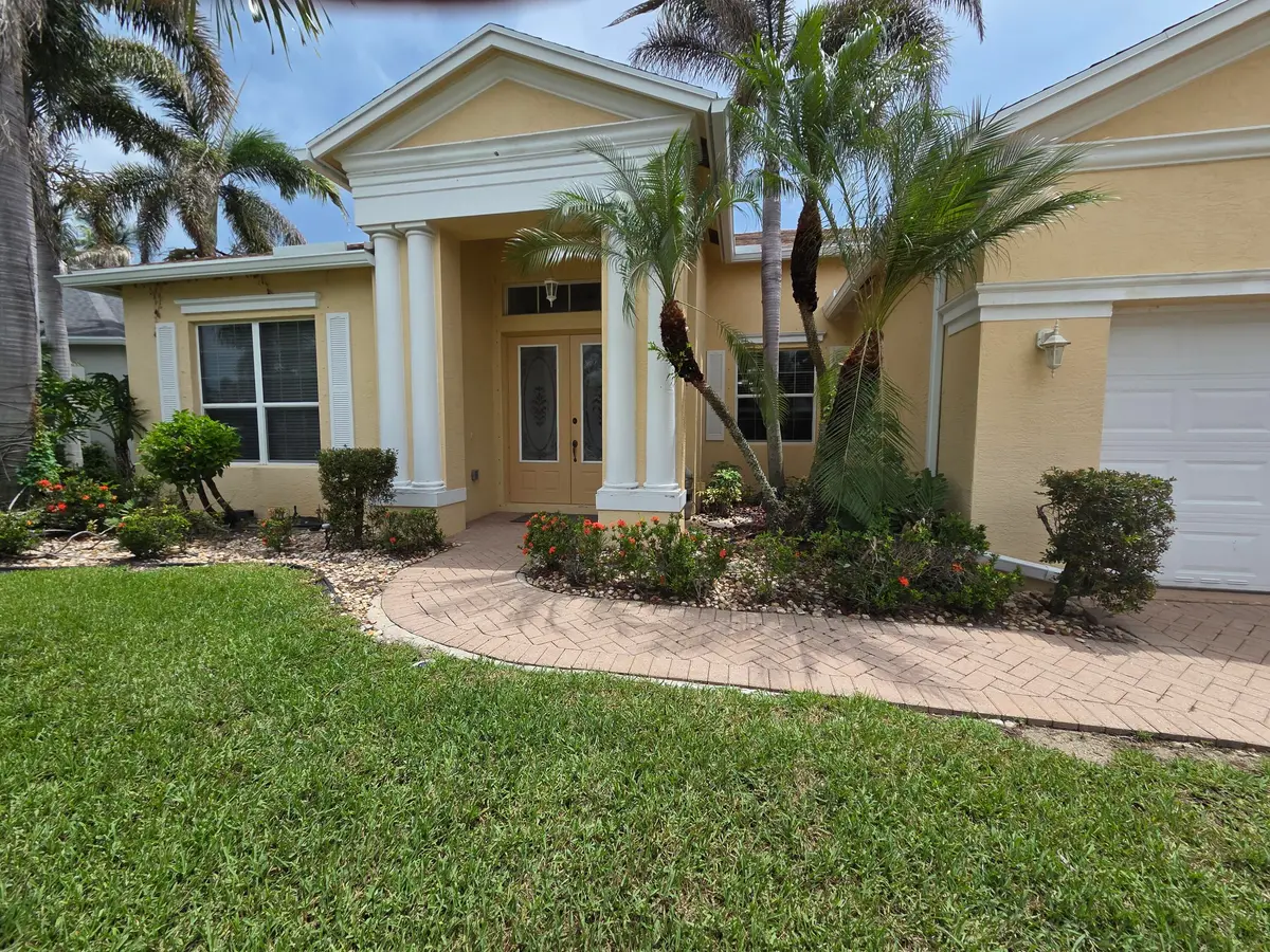 521 SW LAKE MANATEE Way, Port St. Lucie, FL – photo 1
