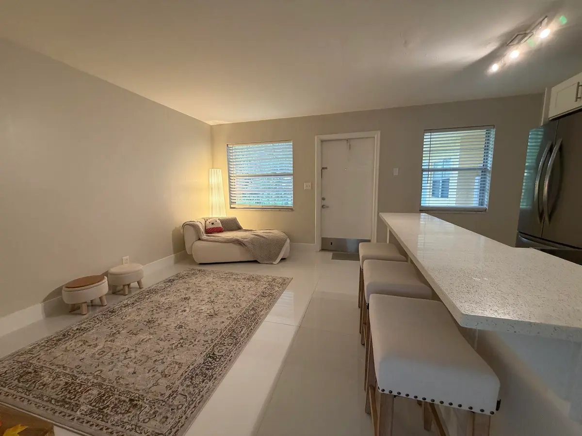 IMG_1733 at 5174 NE 6th Avenue 507, Oakland Park
