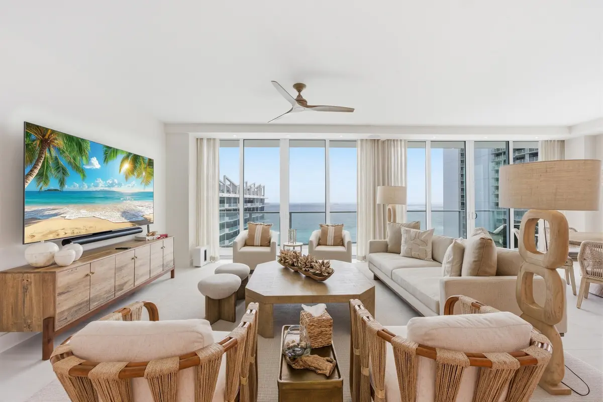 25__jjl2736 at 3100 N OCEAN Drive P-PH4, Singer Island