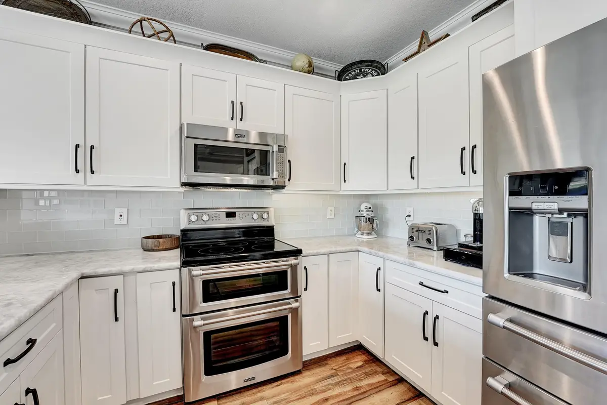 20251007133215304587000000-o at 3008 N Evergreen Circle, Boynton Beach