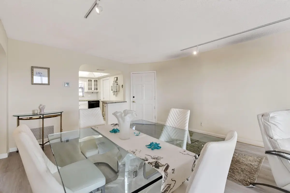 907MarinaDr#306(7) at 907 Marina Drive Unit 306, North Palm Beach