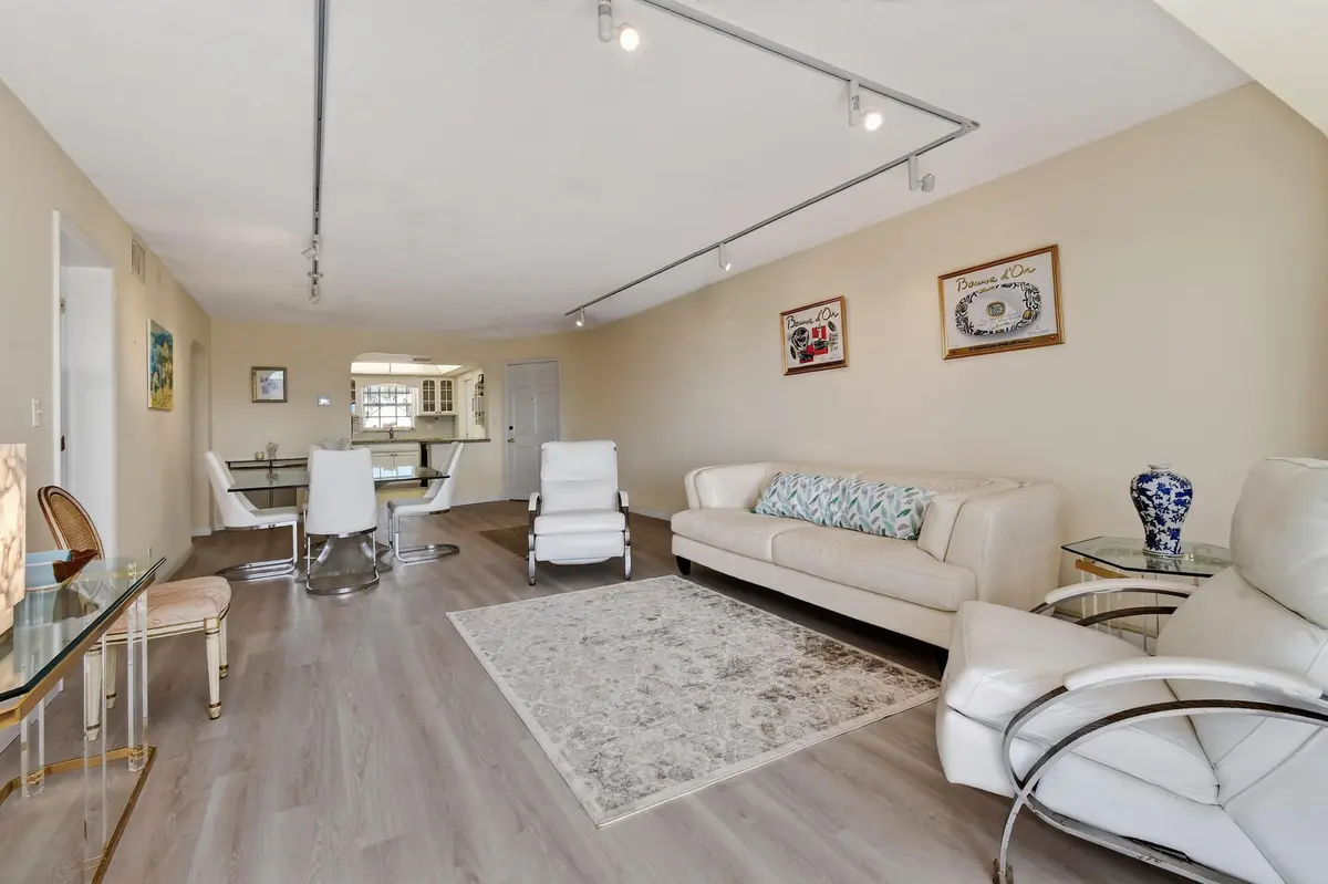 907MarinaDr#306(10) at 907 Marina Drive Unit 306, North Palm Beach