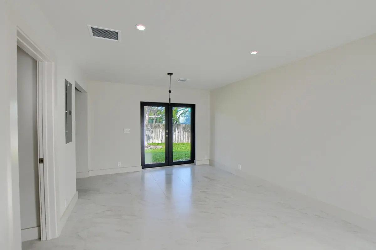 14_ebf_7590-hdr(5) at 2503 OCEANVIEW Avenue C, Delray Beach