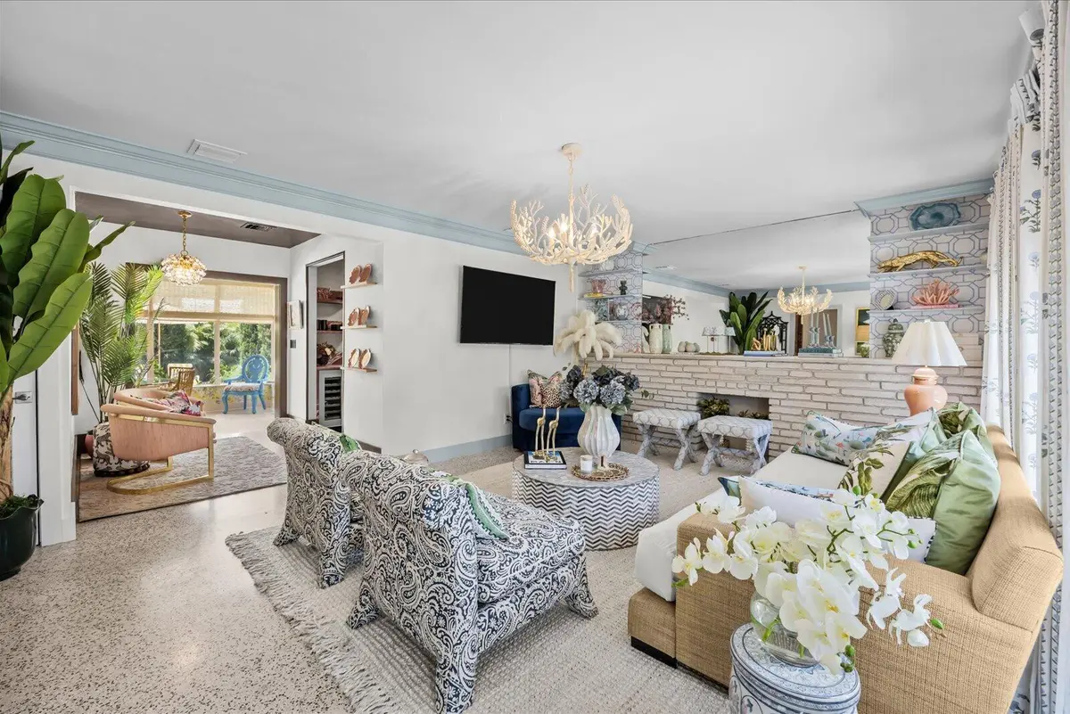 Living Area at 3415 N Flagler Drive, West Palm Beach