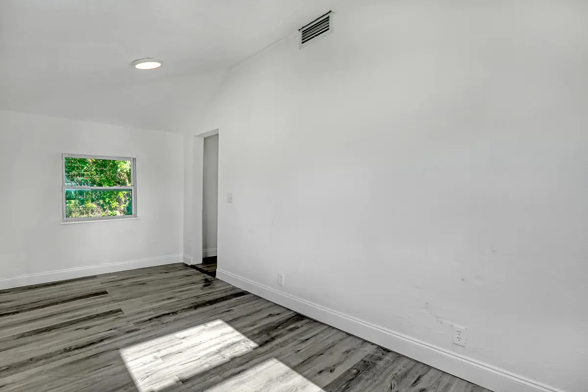 180 W 15th (7) at 180 W 15th Street, Riviera Beach