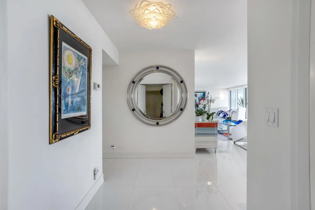 FOYER at 2600 S Ocean Boulevard 11E, Boca Raton