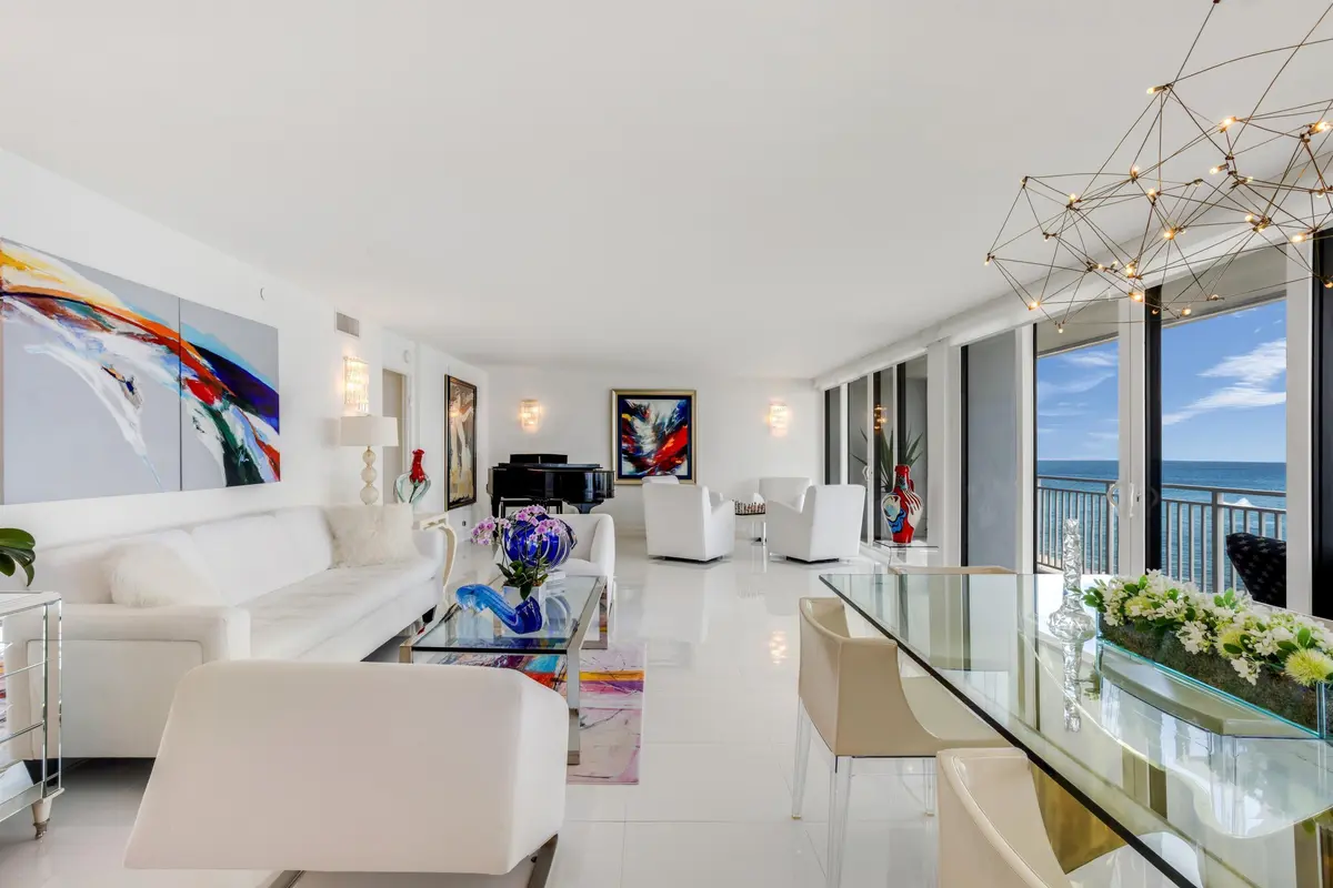 OCEANFRONT GREAT ROOM at 2600 S Ocean Boulevard 11E, Boca Raton