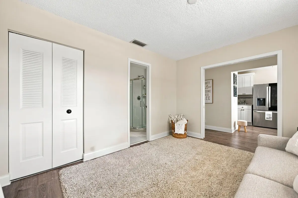 R6 at 1121 CACTUS Terrace 203, Delray Beach