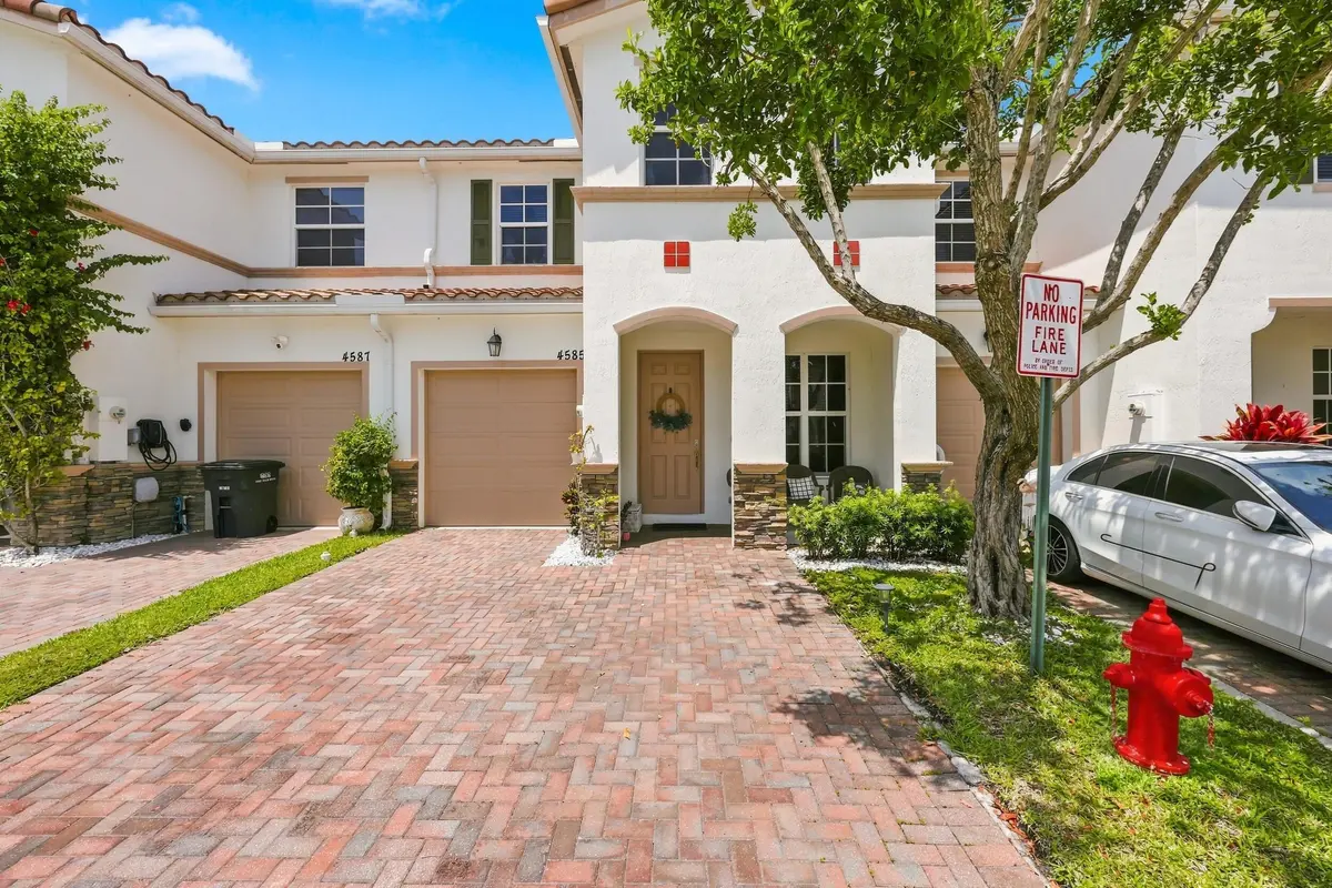 1_453a0485 at 4585 TARA COVE Way, West Palm Beach