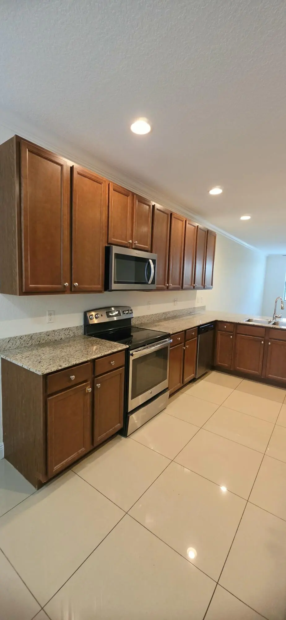 20260901_102111 at 2723 NE 14th Street 108, Pompano Beach