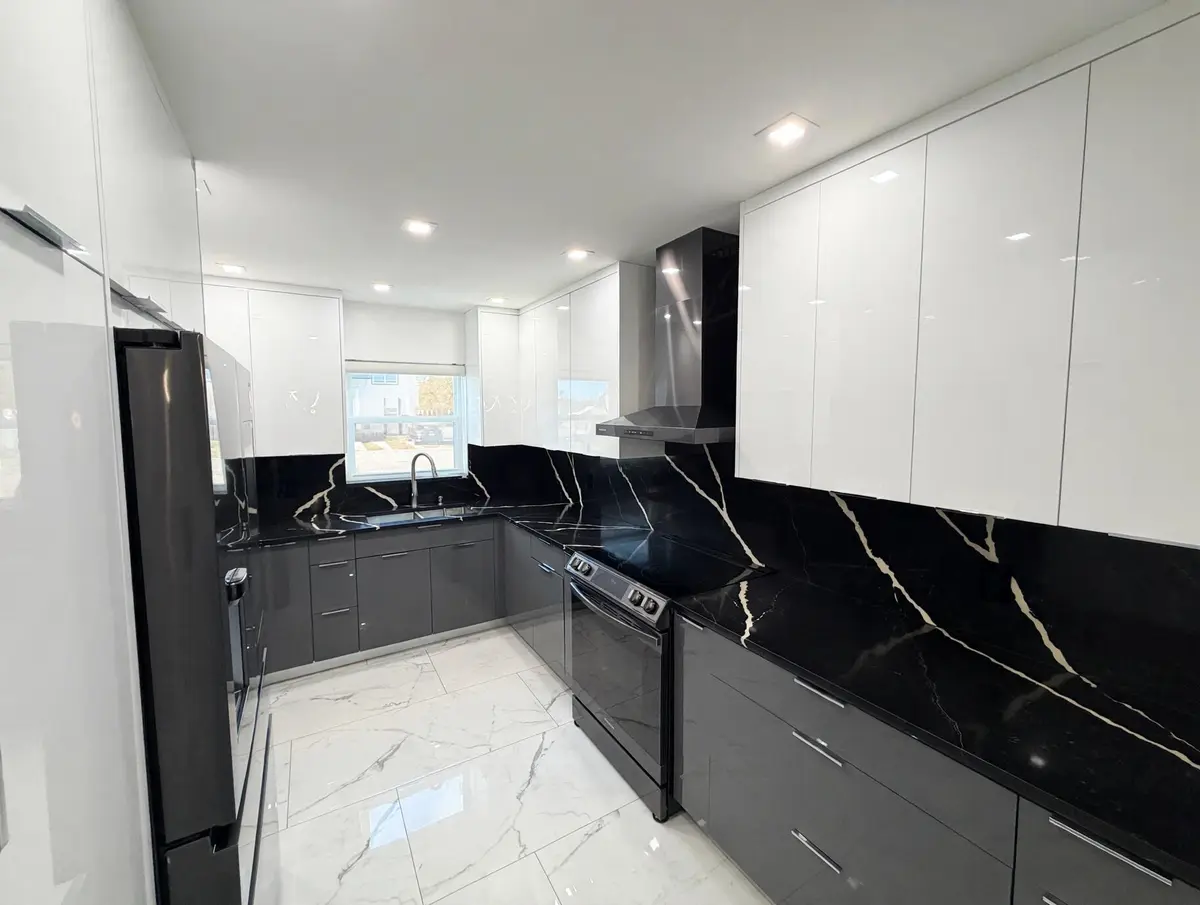 luxury_kitchen_mls at 9054 NW 35TH Place, Sunrise