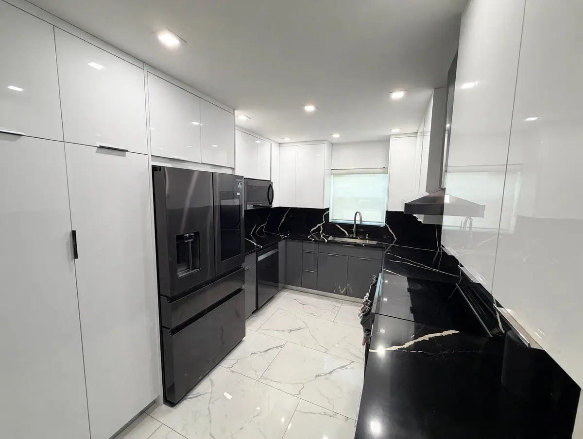 modern_kitchen_mls at 9054 NW 35TH Place, Sunrise