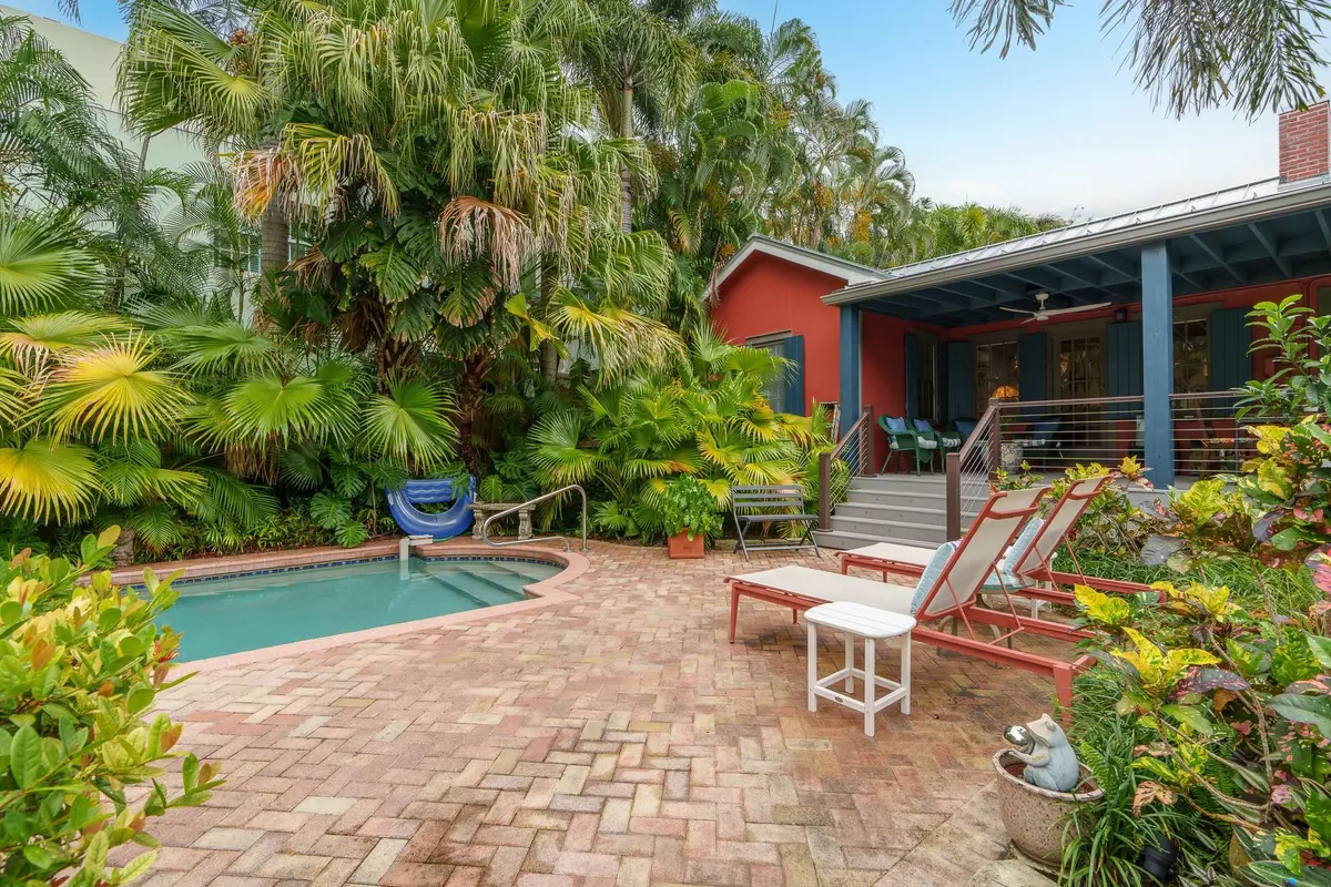 Photo 1 at 1609 NE 2ND Court, Fort Lauderdale