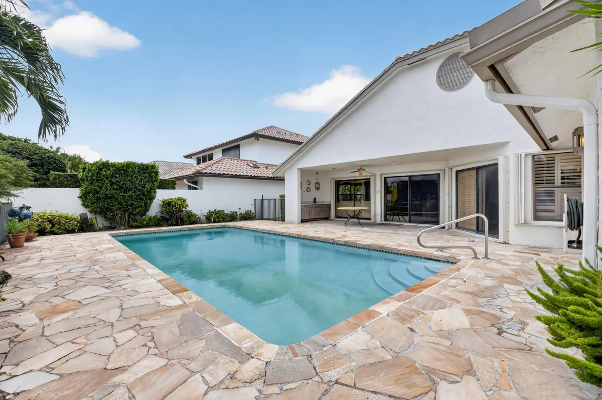 POOL at 19380 Cedar Glen Drive, Boca Raton