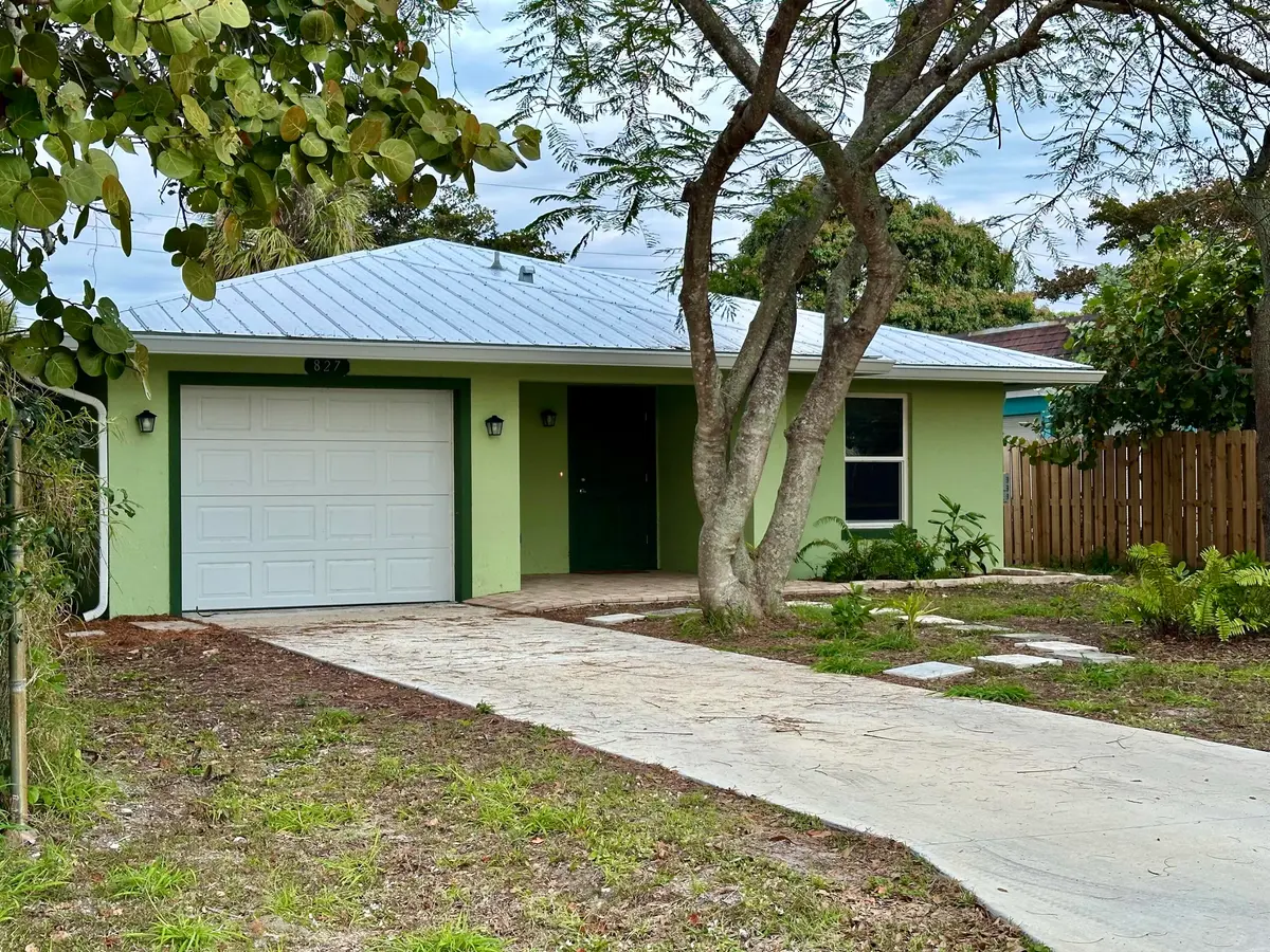 image00001 at 827 SE 6TH Street, Stuart