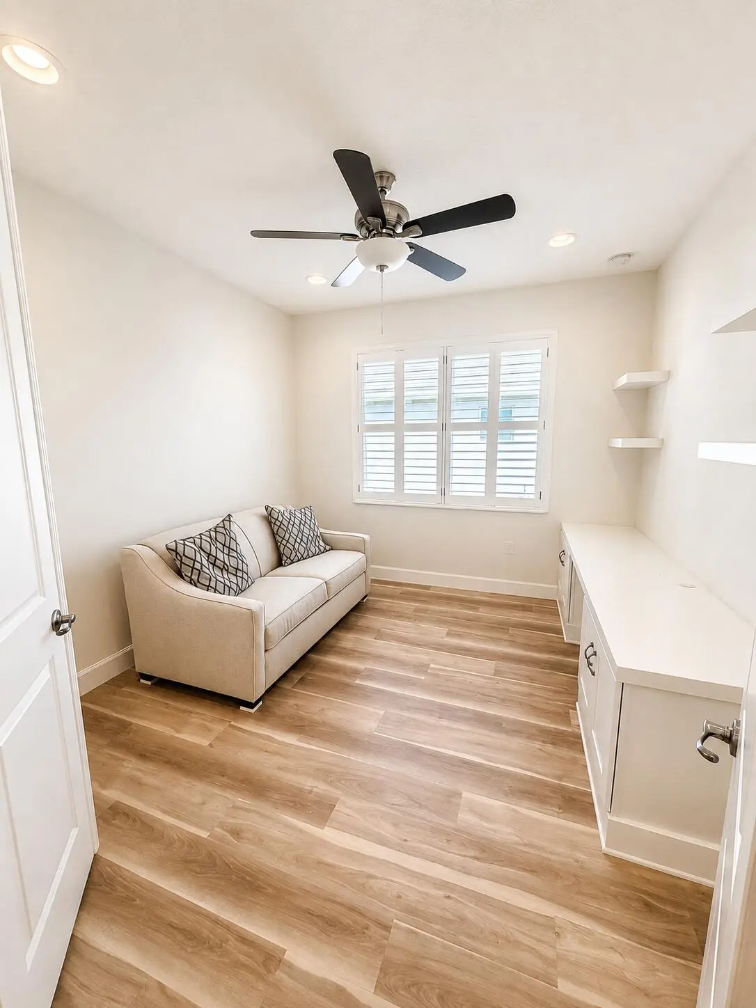 den at 11455 SW Golden Mountain Way, Port St. Lucie
