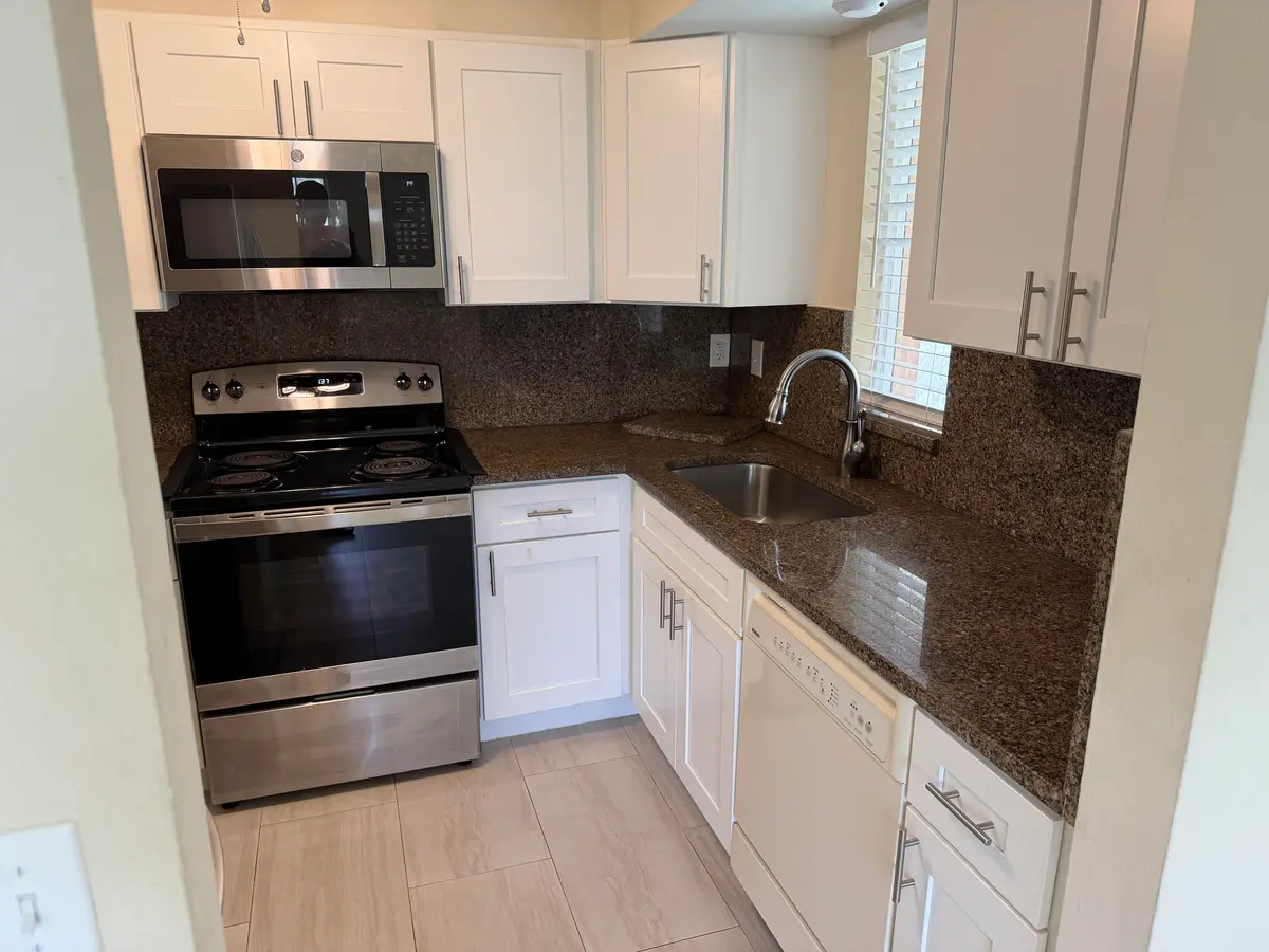 Kitchen at 1512 SE ROYAL GREEN Circle 203, Port St. Lucie