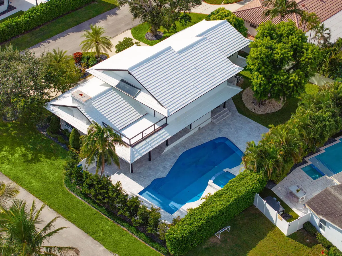 67-web-or-mls-DJI_20260831170526_0554_D at 5100 NE 30TH Terrace, Lighthouse Point