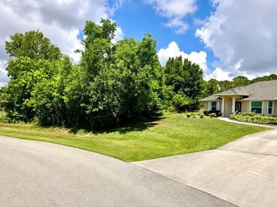 lovoy1 at 5218 NW N Lovoy Circle, Port St. Lucie