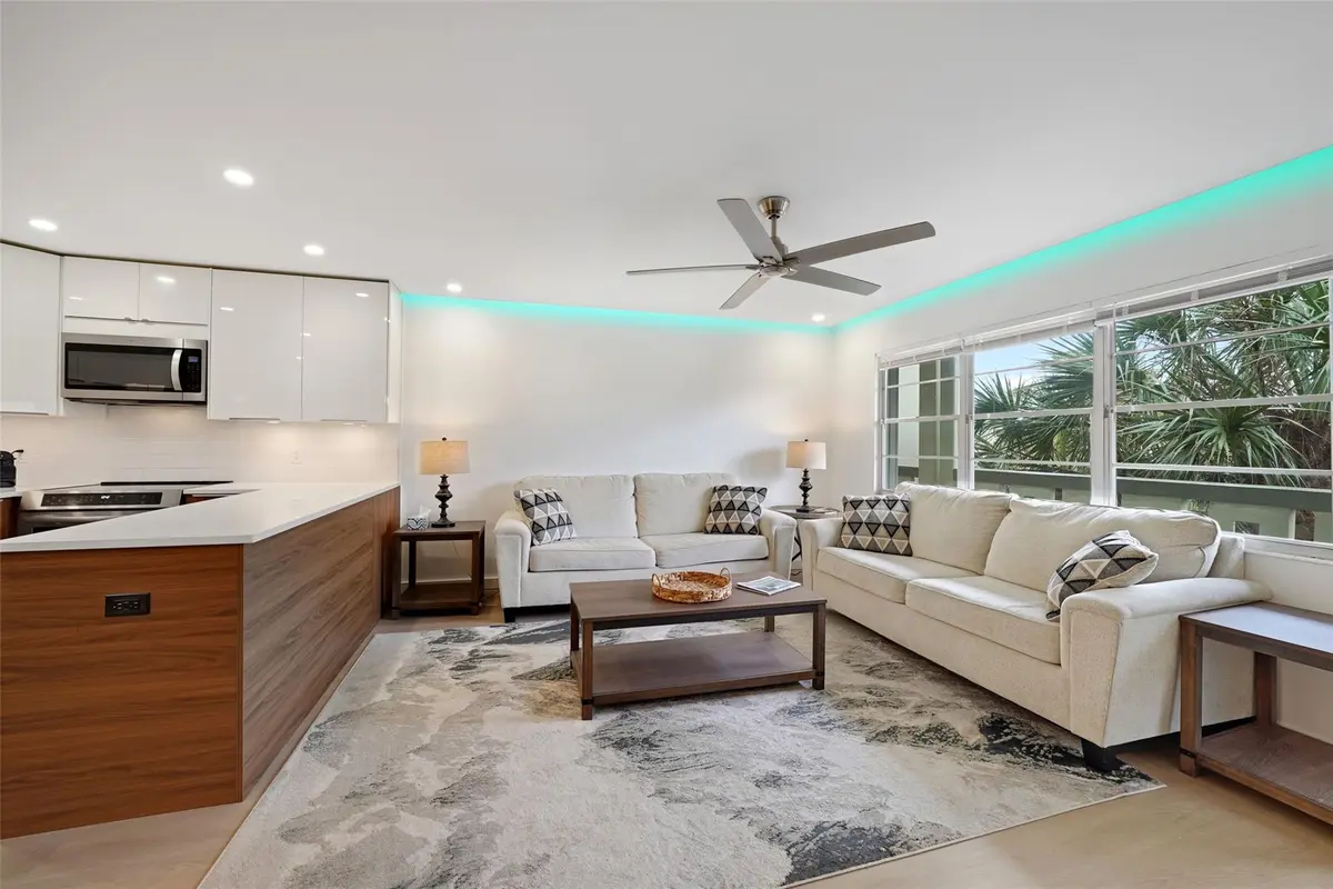 Photo 3 at 3034 BERKSHIRE B 3034, Deerfield Beach
