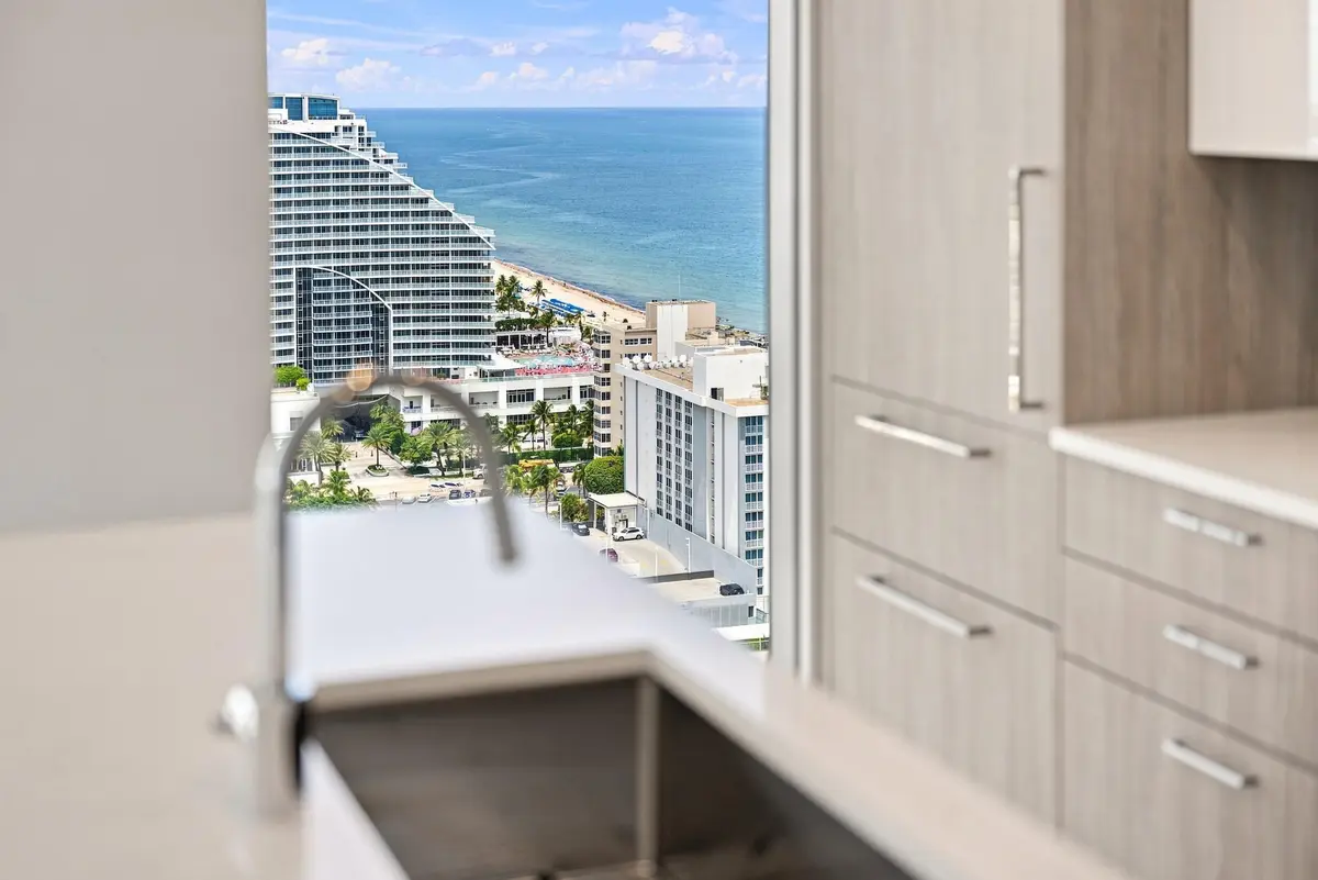 21__jjl1660 at 153 N Seabreeze Boulevard 2404, Fort Lauderdale