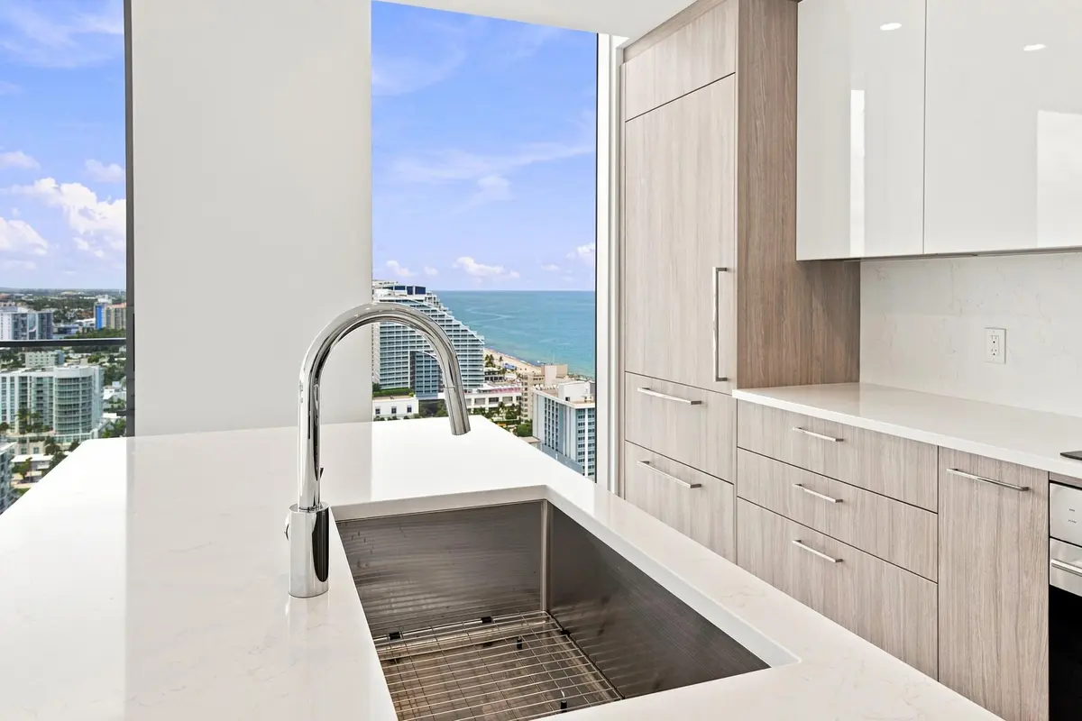 20__jjl1655 at 153 N Seabreeze Boulevard 2404, Fort Lauderdale