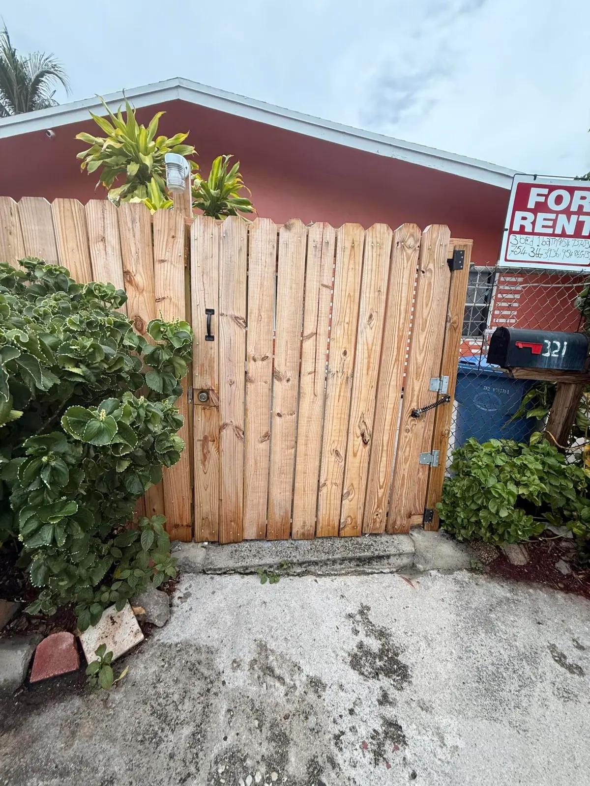 IMG_4348 at 321 NW 57TH Street, Oakland Park