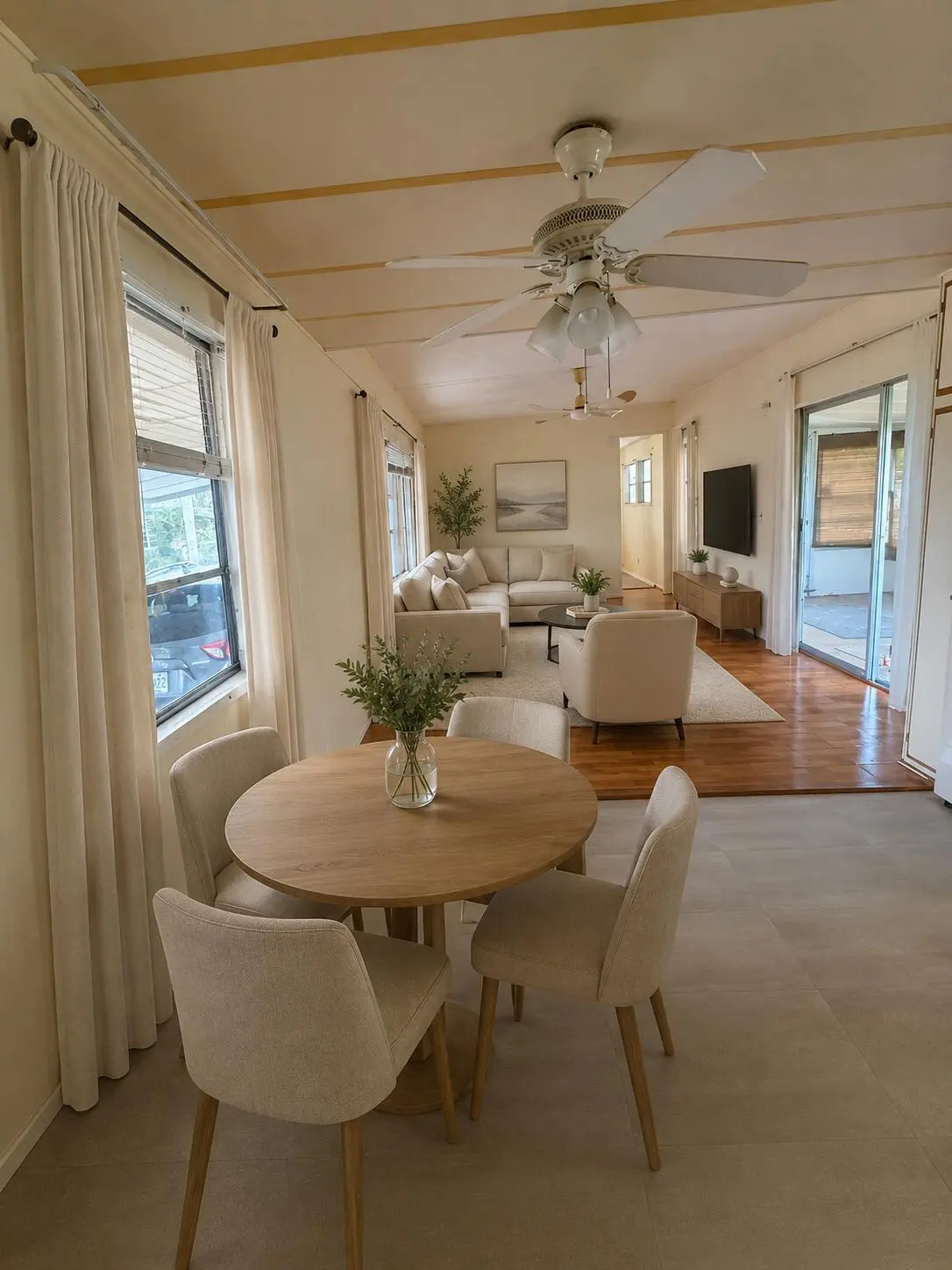 AI staged dining area at 2629 SE Penny Lane, Stuart