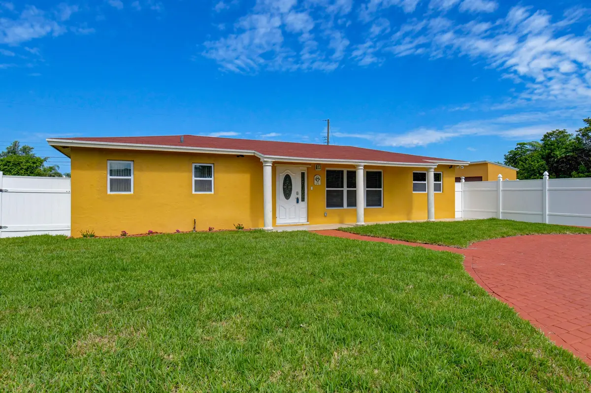 15021 Jackson Rd at 15021 Jackson Road, Delray Beach