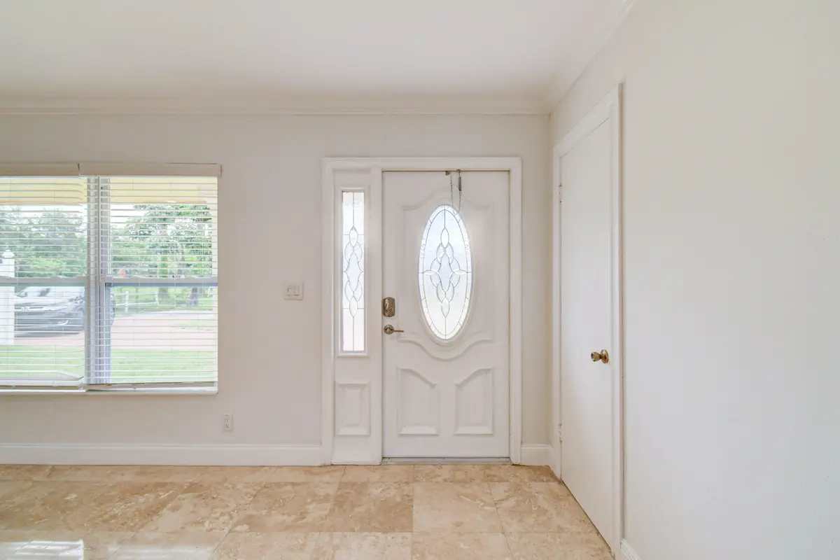 Entrance at 15021 Jackson Road, Delray Beach