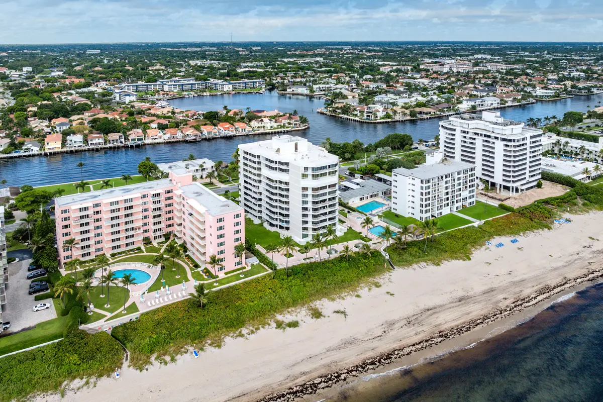006-2917SouthOceanBoulevard-104-Highland at 2917 S Ocean Boulevard 104, Highland Beach