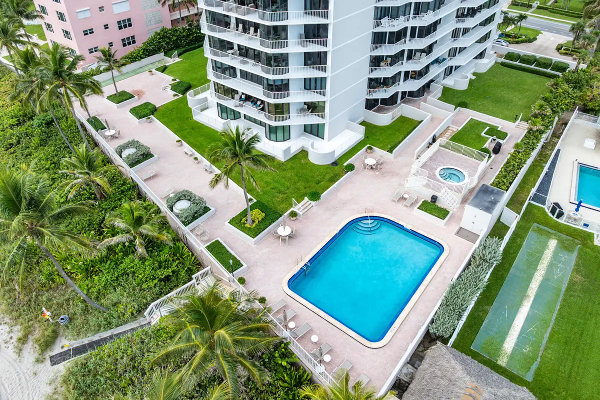 010-2917SouthOceanBoulevard-104-Highland at 2917 S Ocean Boulevard 104, Highland Beach