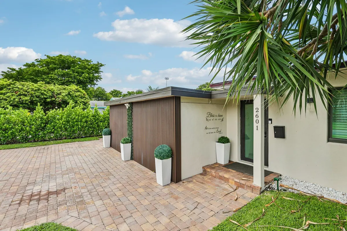 5-web-or-mls-NE 18th St-S0109-005 at 2601 NE 18TH Street, Pompano Beach