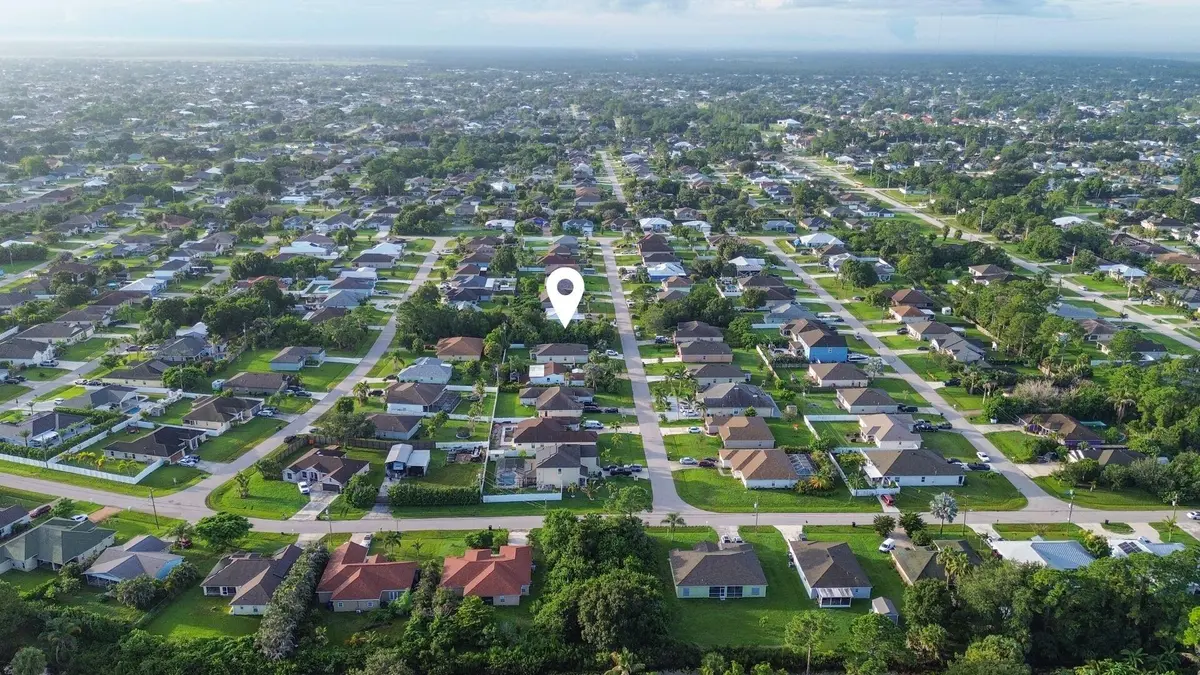 3741 SW SWOPE Street, Port St. Lucie, FL – photo 6