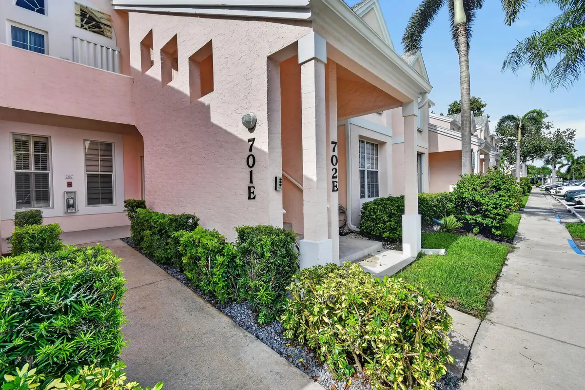 701-EMuirfieldCt(1) at 701 MUIRFIELD Court 701E, Jupiter