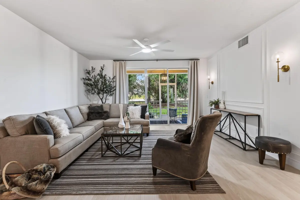 Family Room at 701 MUIRFIELD Court 701E, Jupiter
