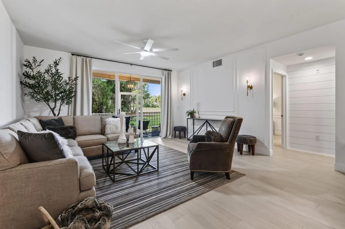 Family Room at 701 MUIRFIELD Court 701E, Jupiter