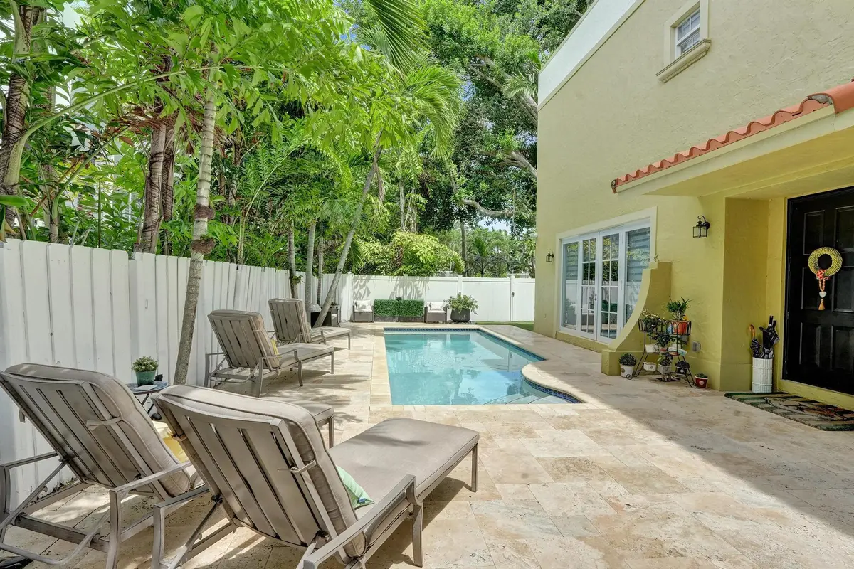 DSC00796 at 1411 NE 7th Street, Fort Lauderdale