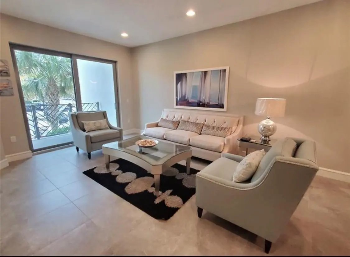 Photo 4 at 4511 EL MAR Drive 202, Lauderdale-By-The-Sea