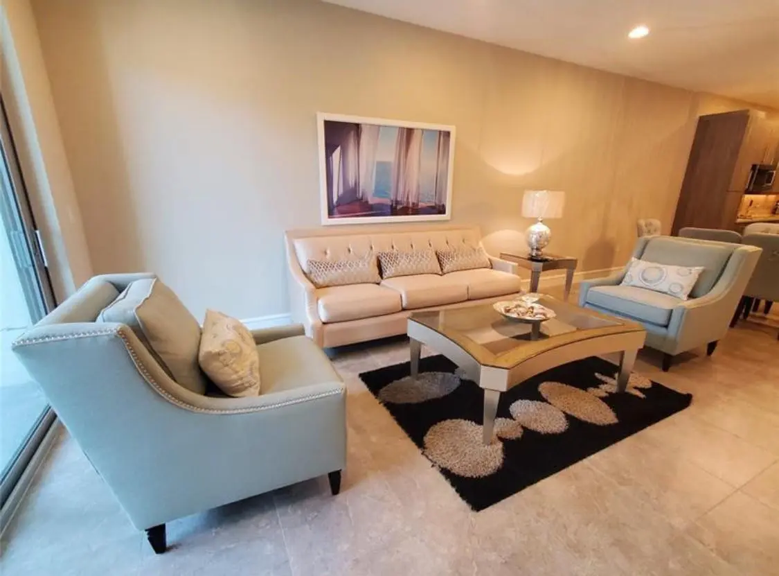 Photo 5 at 4511 EL MAR Drive 202, Lauderdale-By-The-Sea
