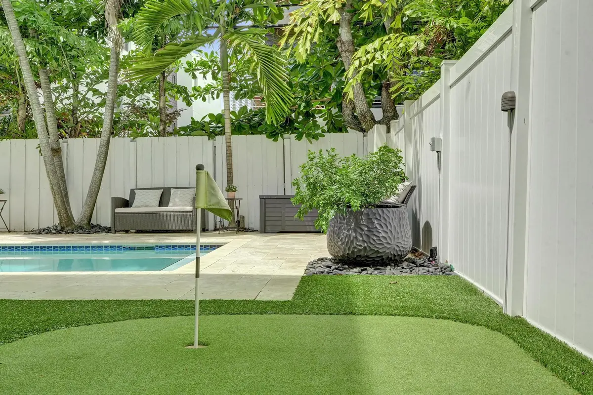 DSC00823 at 1411 NE 7th Street, Fort Lauderdale