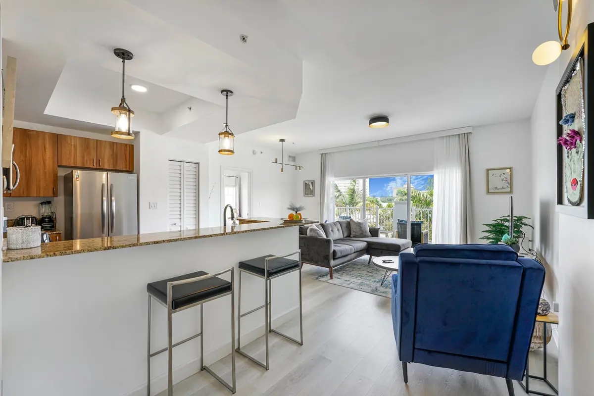 07-DSC6881 at 1931 NE 2ND Street 301, Deerfield Beach