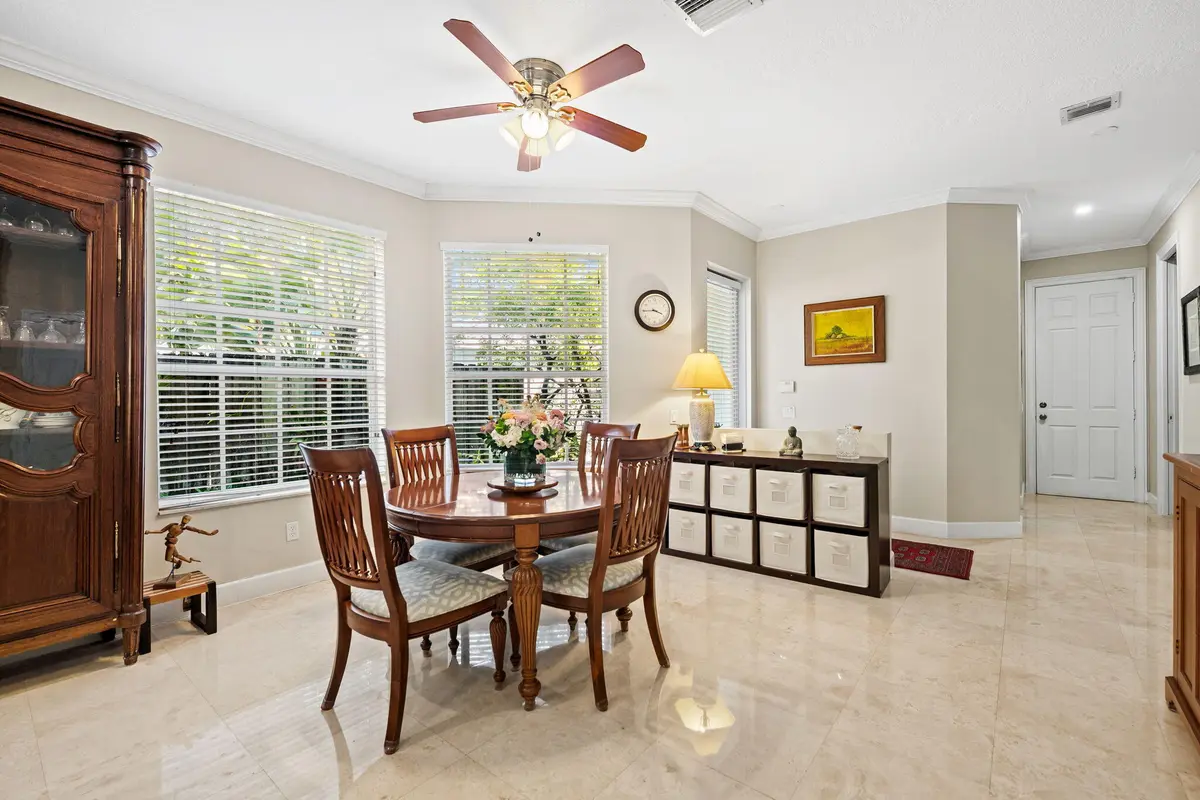 6-web-or-mls-DSC_2256 at 703 SW 16TH Court 703, Fort Lauderdale
