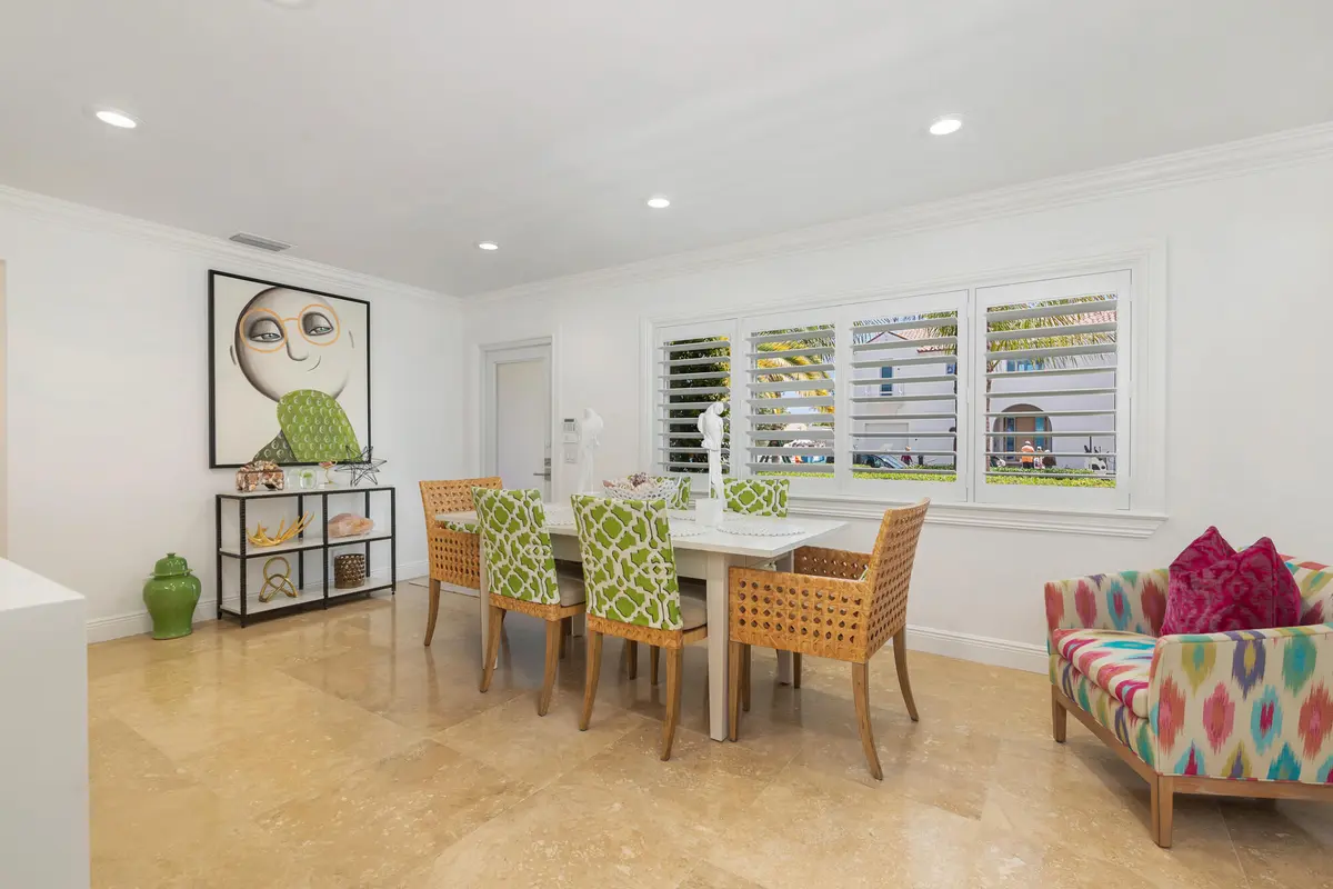 low-11 at 203 Arlington Road, West Palm Beach