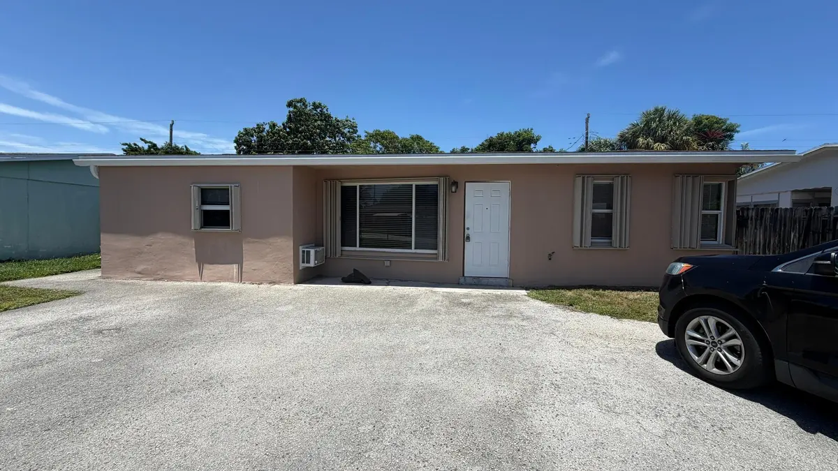 Front Exterior 1531 NE 30th at 1531 NE 30TH Street, Pompano Beach