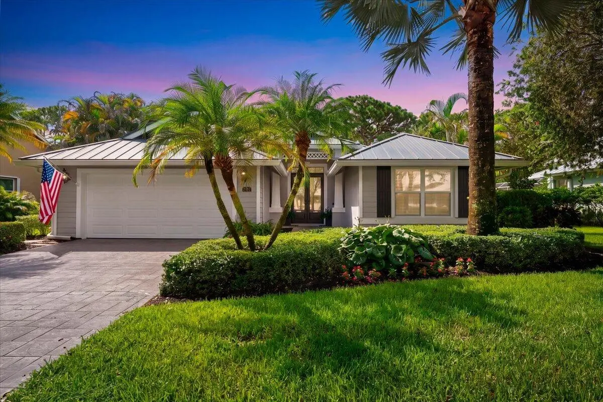 7990 SE Mammoth Dr pic twilight at 7990 SE Mammoth Drive, Hobe Sound