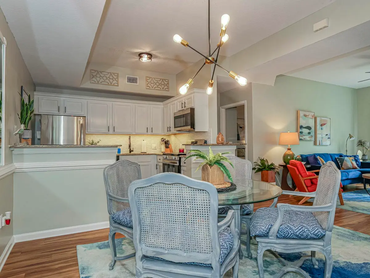 tempImagelFTobB at 536 7TH Square 103, Vero Beach